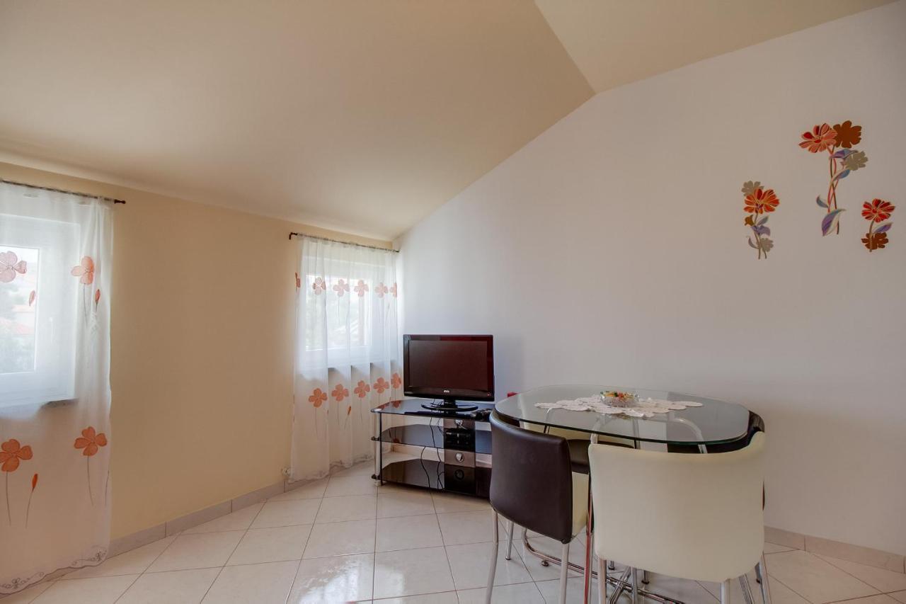 Apartment Jasna Mali Lošinj Buitenkant foto