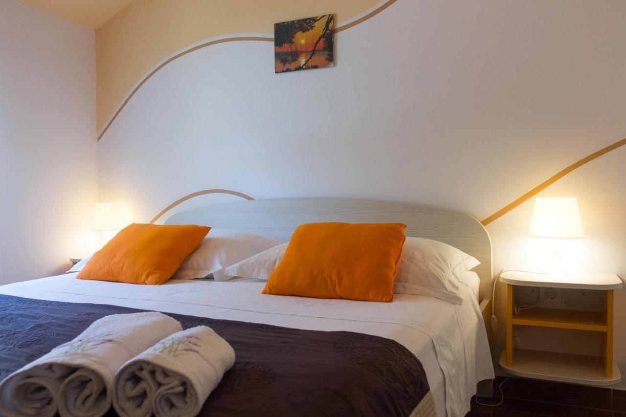 Apartment Jasna Mali Lošinj Buitenkant foto